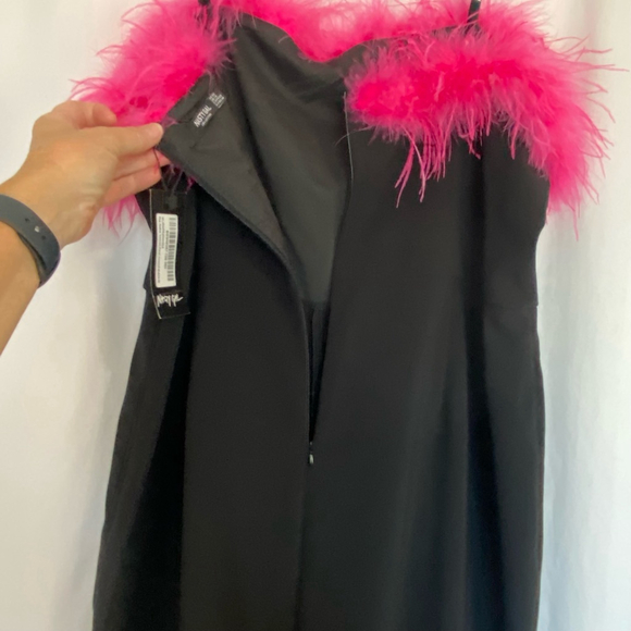 Nasty Gal Black Jumpsuit Hot Pink Feather Trim - Picture 7 of 16